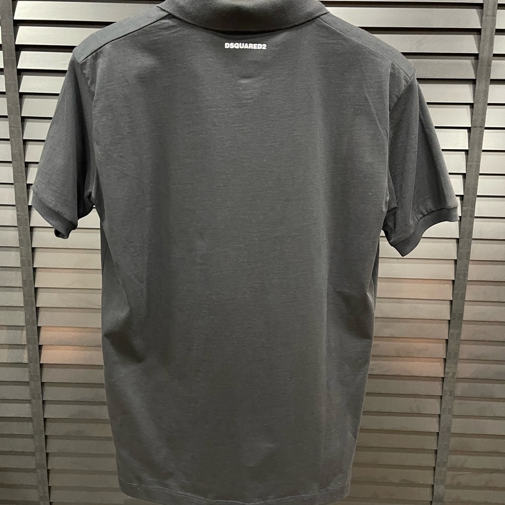D&G t shirt brand new with tags and original bag . Various sizes - Picture 3 of 5